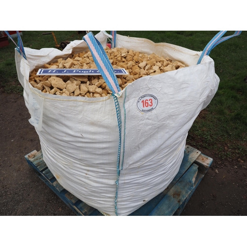 163 - Tote bag of Cotswold stone chippings