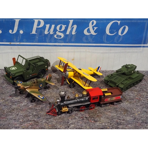 585 - Tin plate model tank, planes, train and jeep