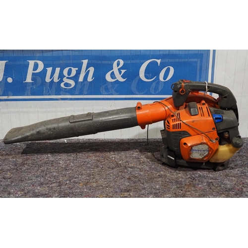 621 - Husqvarna leaf blower spares or repairs