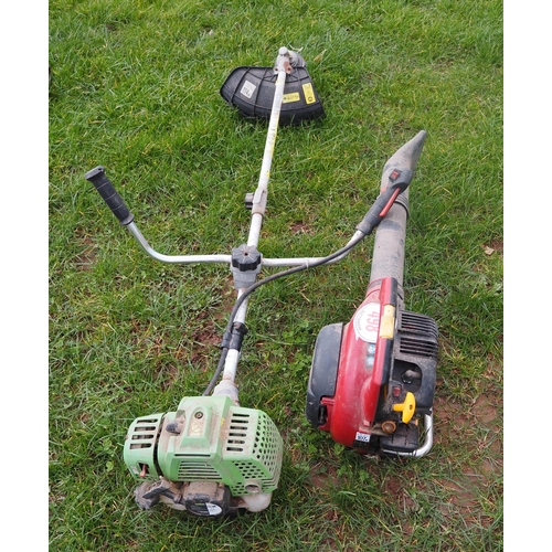 498 - Strimmer and blower