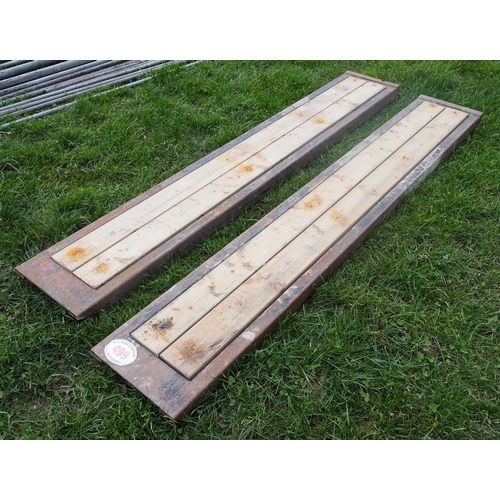 499 - Pair of loading ramps