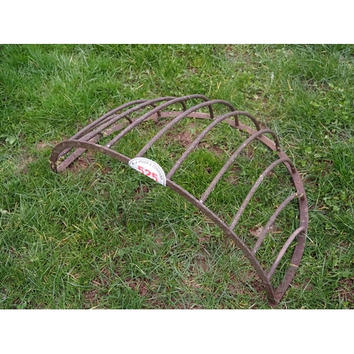 525 - Cast iron hay manger