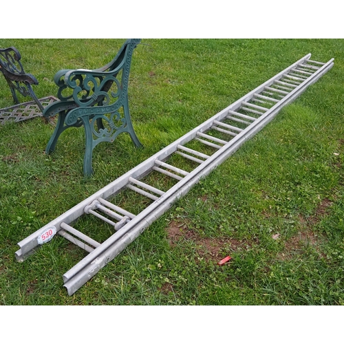 530 - Extending ladder