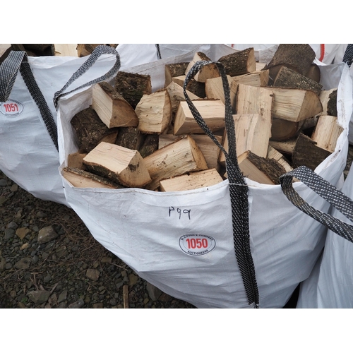 1050 - Split wood offcuts