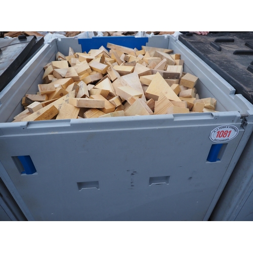 1081 - Split softwood offcuts