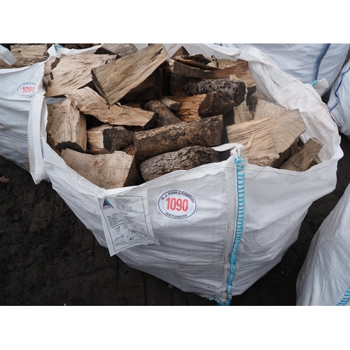 1090 - Split wood offcuts