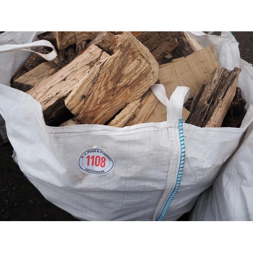 1108 - Split wood offcuts