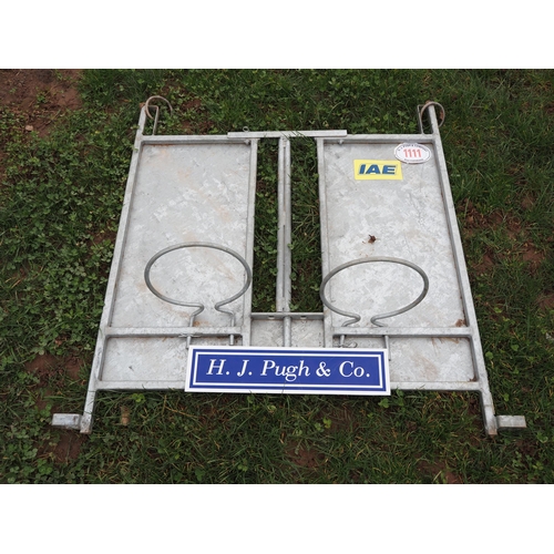 1111 - IAE Galvanised sheep adopter panel 3ft