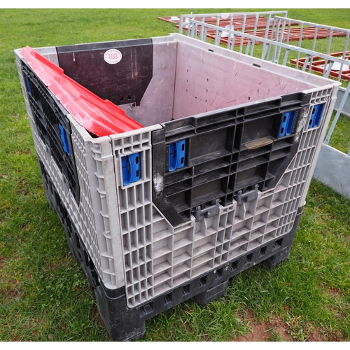 1133 - Collapsible stillage