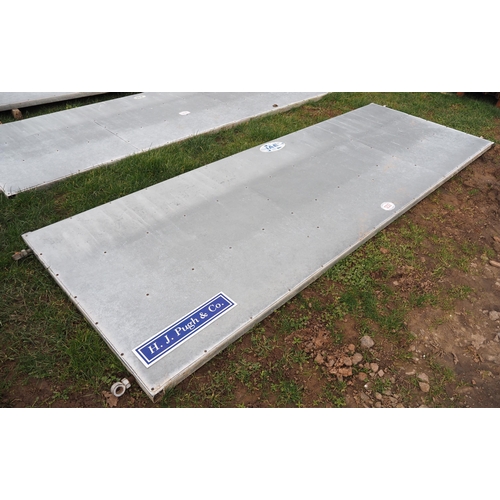 1233 - IAE Galvanised sheeted barrier 11½ft