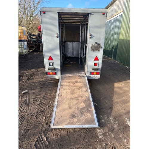 1694 - Twin axle covered trailer 10ft
