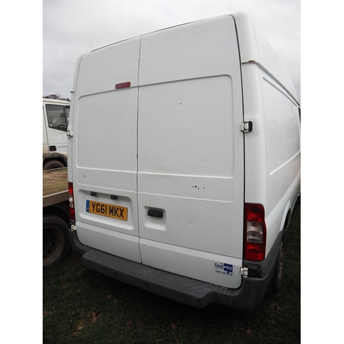 1598 - Ford Transit refrigeration van. Runs and drives. Fridge in working order. 145,468 Miles. MOT till 1.... 