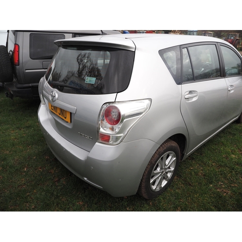 1601 - Toyota Verso, 2011. Manual. Damage to nearside rear. 105,970 Miles. MOT until 31/8/24. Reg. EN11 JNU... 