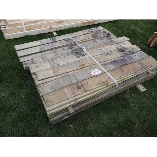 921 - Featheredge boards 1.35m x120x10 - approx. 100