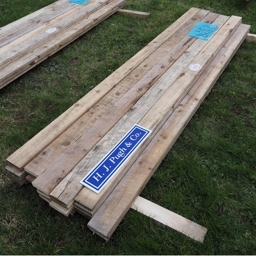 929 - Softwood boards 2.4m x100x25 - 28