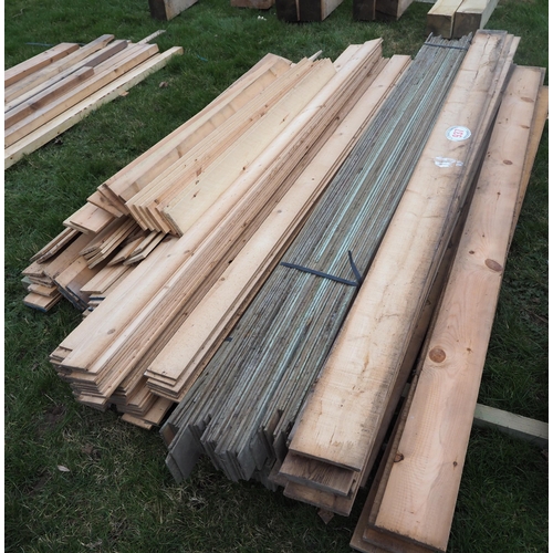 937 - Mixed softwood timber average 2.4m