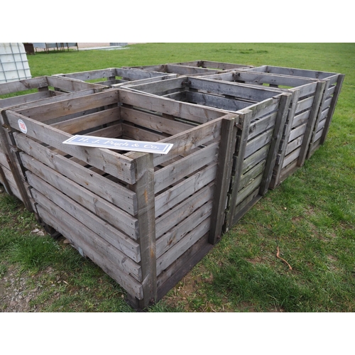 982 - Storage crates with folding fronts - 4