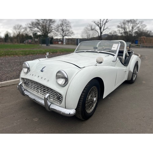 213 - Triumph TR3 Type 20 Roadster. 1991cc. 1961
Petrol. 4 Cylinder. Runs and Drives. 
US Import. Vin No. ... 