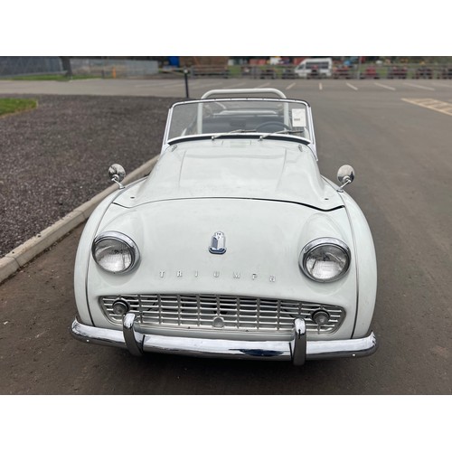 213 - Triumph TR3 Type 20 Roadster. 1991cc. 1961
Petrol. 4 Cylinder. Runs and Drives. 
US Import. Vin No. ... 