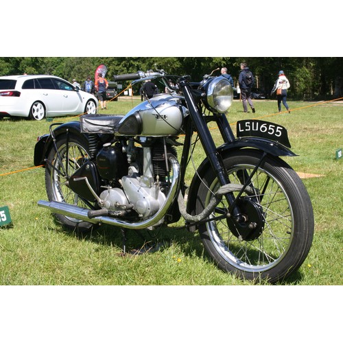 872C - BSA B31 motorcycle. 1947. 
Frame No- XB316902
Engine No- XB316053
A lovely example of a B31 in its o... 