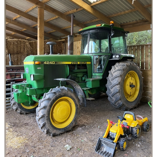 1168 - John Deere 4240 HFWD tractor. 1978. Runs and drives. Reg. FNC 168T. V5 in office