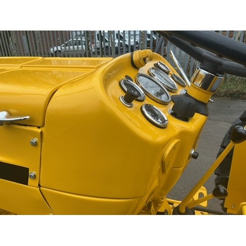 1120 - Massey Ferguson 20 industrial tractor. 1972. Fully restored and engine fully rebuilt. Absolutely per... 