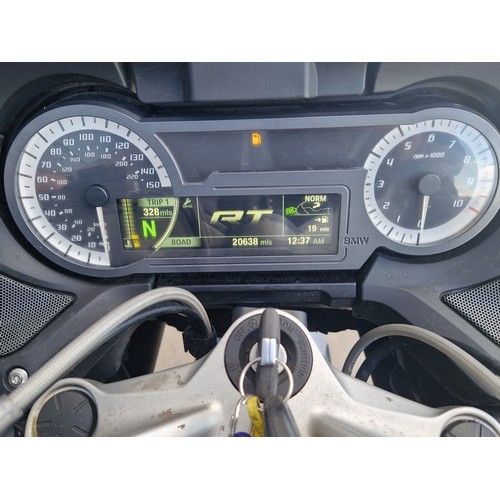 974A - BMW R1200RT motorcycle. 2014. 1170cc
Runs and rides. MOT until 13/9/24. Comes with sat nav and full ... 