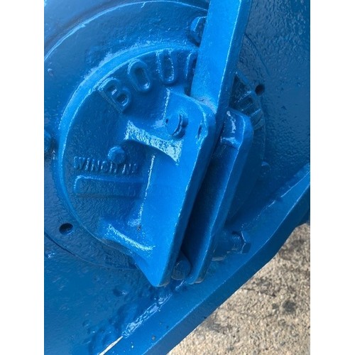 Fordson blue/grey Super Major tractor. C/w Boughton winch. Reg. XFX 545B