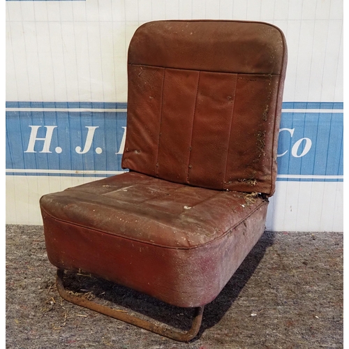 86 - Morris Minor folding seat