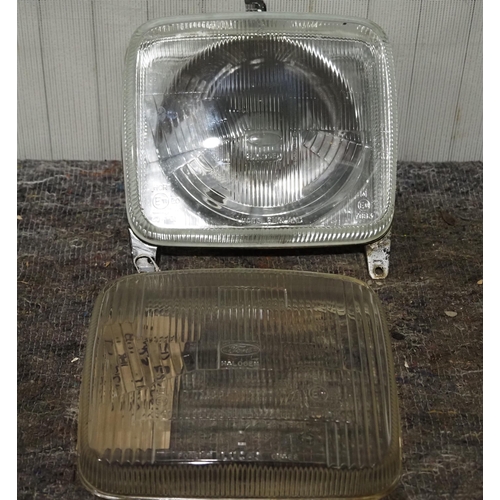 117 - Ford Escort MK 2 Ghia headlight and spare glass