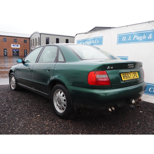 206 - Audi A4 1.9Tdi. 1998. 1896cc
Runs but needs attention. Last MOT expired Dec 2020.
Reg R657 LFE. Key,... 