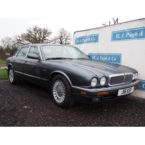 209 - Jaguar XJ Sovereign Auto Saloon. 1996. 3980cc
Runs and drives. MOT until 24.8.24. Comes with a folde... 