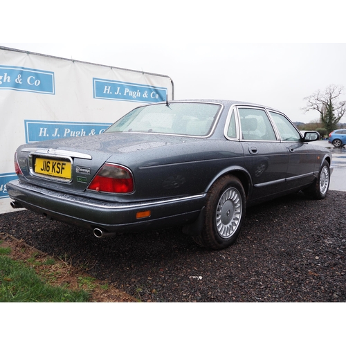 209 - Jaguar XJ Sovereign Auto Saloon. 1996. 3980cc
Runs and drives. MOT until 24.8.24. Comes with a folde... 