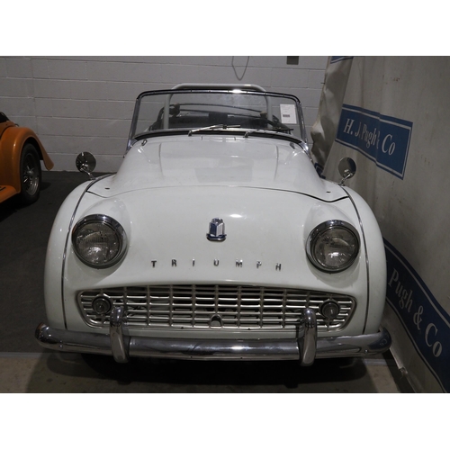 213 - Triumph TR3 Type 20 Roadster. 1991cc. 1961
Petrol. 4 Cylinder. Runs and Drives. 
US Import. Vin No. ... 