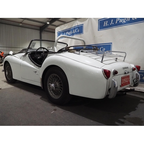 213 - Triumph TR3 Type 20 Roadster. 1991cc. 1961
Petrol. 4 Cylinder. Runs and Drives. 
US Import. Vin No. ... 