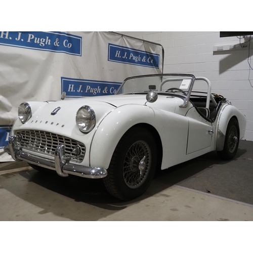 213 - Triumph TR3 Type 20 Roadster. 1991cc. 1961
Petrol. 4 Cylinder. Runs and Drives. 
US Import. Vin No. ... 