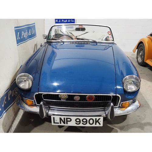 215 - MGB Roadster. 1975. 1798cc
Runs and drives. MOT until 5/10/24. One owner from new. Comes with folder... 