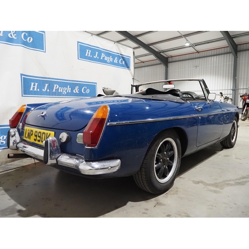 215 - MGB Roadster. 1975. 1798cc
Runs and drives. MOT until 5/10/24. One owner from new. Comes with folder... 