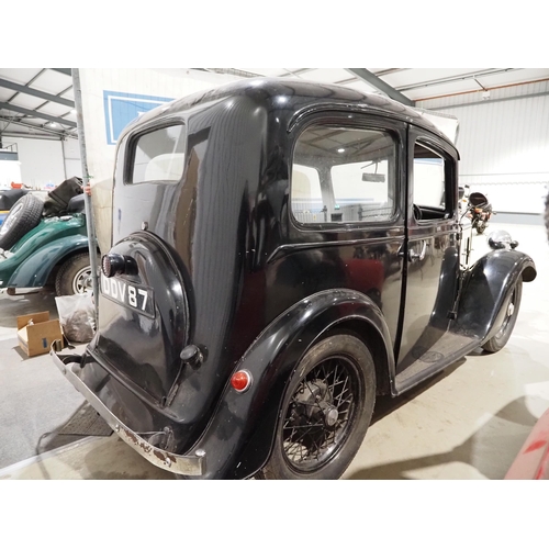 217 - Austin Seven Saloon. 1938. 858cc
Comes with continuation log book.
Reg. DDV 87. V5. Key