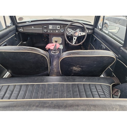 211 - MGB GT Saloon project. 1969. 1798cc
Last used in Aug 2022. Has been in the same family since 2002. C... 