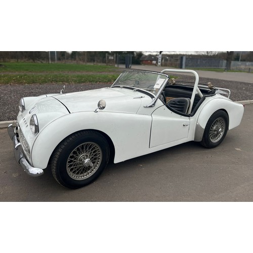 213 - Triumph TR3 Type 20 Roadster. 1991cc. 1961
Petrol. 4 Cylinder. Runs and Drives. 
US Import. Vin No. ... 