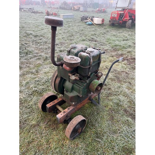 903 - Lister single cylinder diesel engine on trolley, runs