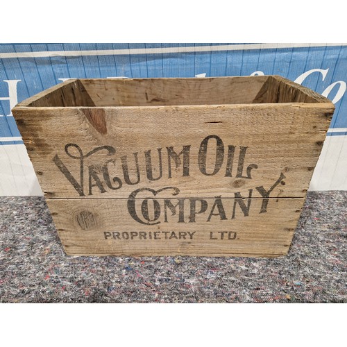 578 - Vacuum Oil Company wooden oil bottle crate