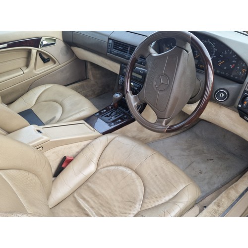 230 - Mercedes Benz SL320 Auto Convertible. 1997. 3199cc
Runs and drives. MOT until 02.25. Comes with remo... 