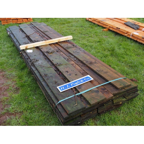 1046 - Softwood timbers 3.6m x200x20 - 30