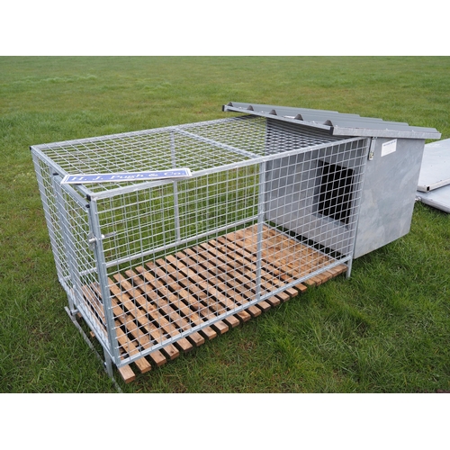 1330 - Dog kennel 7x3ft