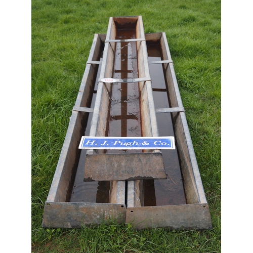 1380 - Galvanised feed troughs 9ft - 3