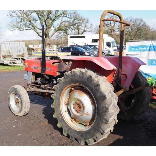 1520 - Massey Ferguson 135 tractor. Runs and drives. No docs