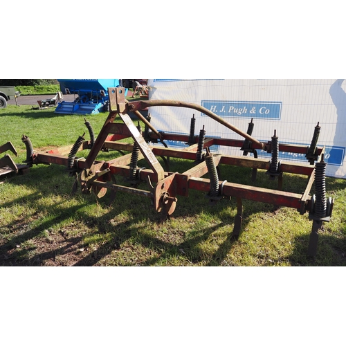 1564 - Spring tine cultivator