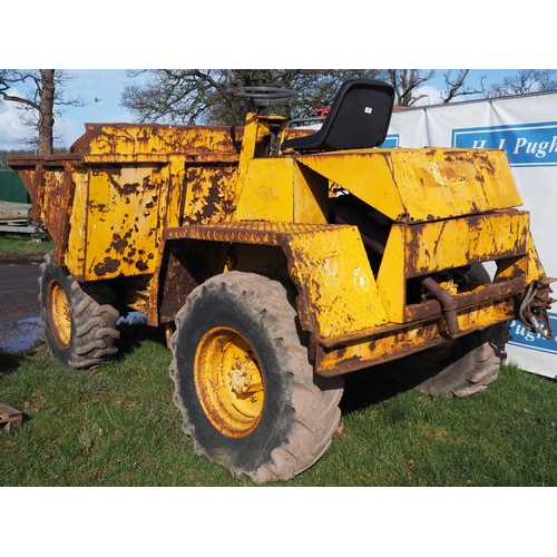 1572 - 3 Ton dumper. Runs and drives